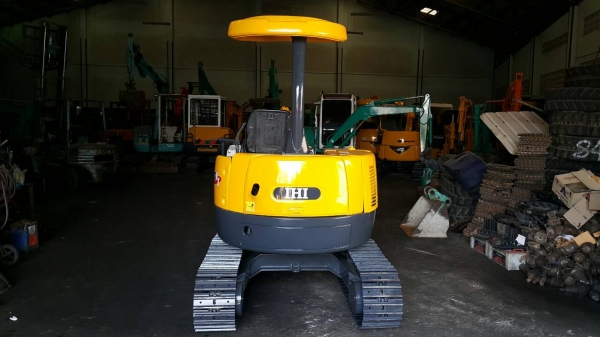 ขาย รถขุด IHI รุ่น 30NX  มือสองญี่ปุ่น แทรกเหล็ก สลักแน่น ทั้งคัน คอนโทรลสั้น ปั้มนิ้ว ทำงานไว ท้ายกลมคล่องตัว มือถือ/LINE ID : 0818753444