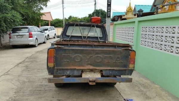 กระบะโตโยต้า RN 20 กระบะโตโยต้า RN 20