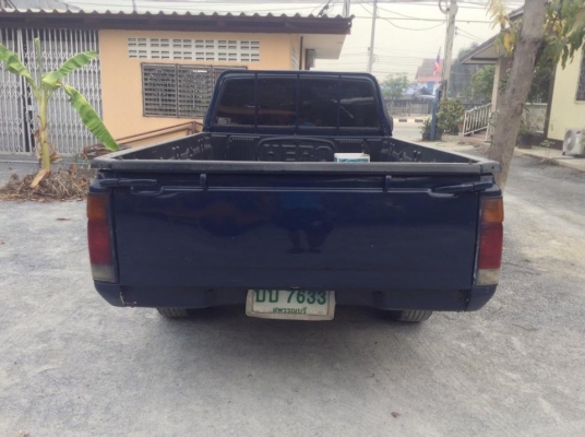 Nissan BigM ปี95