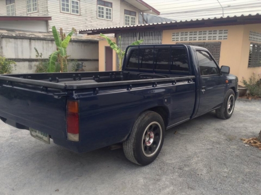 Nissan BigM ปี95