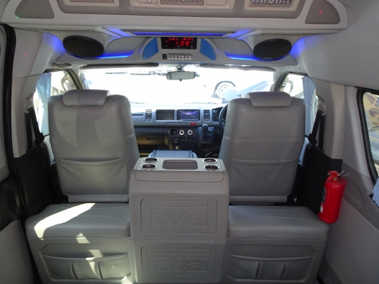 รถตู้มือสอง แต่งVIP ปี2012