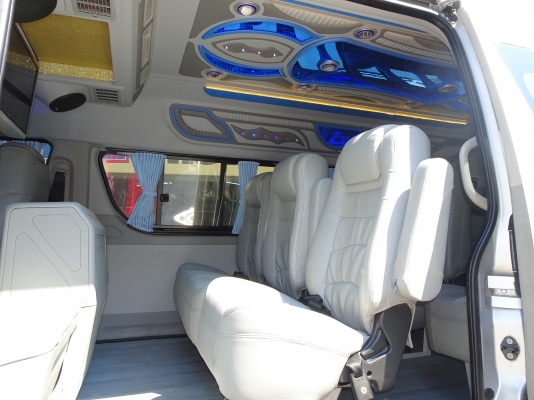 รถตู้มือสอง แต่งVIP ปี2012