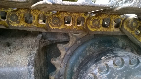 pc-200-6 เอกสารเล่มทะเบียนไฟฟ้าครบ โซ่เต็มเอวแน่น พร้อมใช้งาน S/n96xxx  ราคา 1,100,000 ต่อรอง