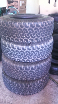 ขายยางbf  all31x10.5x15  1ชุด