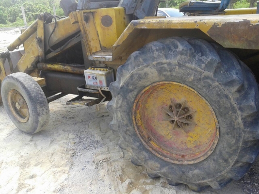 JCB    3CX  ตักหน้าขุดหลัง  เพลาเดียว  พร้อมใช้งาน (ราคาถูกๆ จ้า)