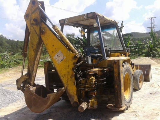 JCB    3CX  ตักหน้าขุดหลัง  เพลาเดียว  พร้อมใช้งาน (ราคาถูกๆ จ้า)