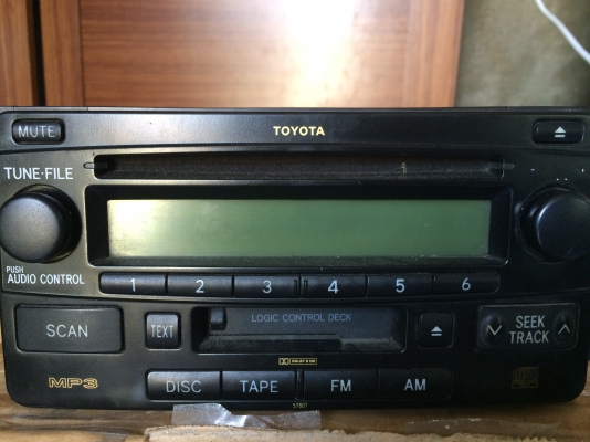 เครื่องเล่นCD+MP+FMถอดออกจากรถViGO