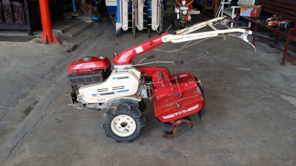 รถไถเดินตาม YANMAR รุ่น YK600 ขนาด 5 แรง  เก่าญี่ปุ่น  เครื่องยนต์ติดง่าย  สภาพสวยพร้อมใช้งาน สามารถพรวนดินได้ ขึ้นร่อนได้