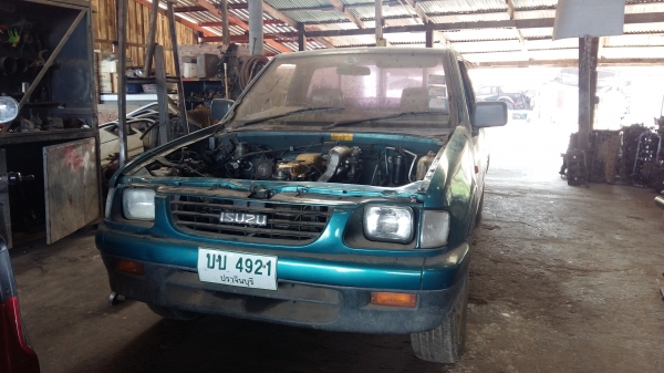 ขายด่วนรถกระบะISUZUตอนเดียวกระบะเลส เอกสารเล่มทะเบียนพร้อม