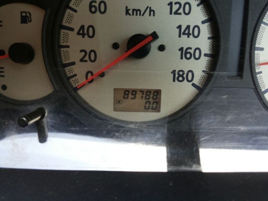 URVAN ปี 2006 มือ 1 สวยๆ เดิมทั้งคัน เครื่องแน่น วิ่ง 9 หมื่นโล