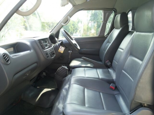 URVAN ปี 2006 มือ 1 สวยๆ เดิมทั้งคัน เครื่องแน่น วิ่ง 9 หมื่นโล