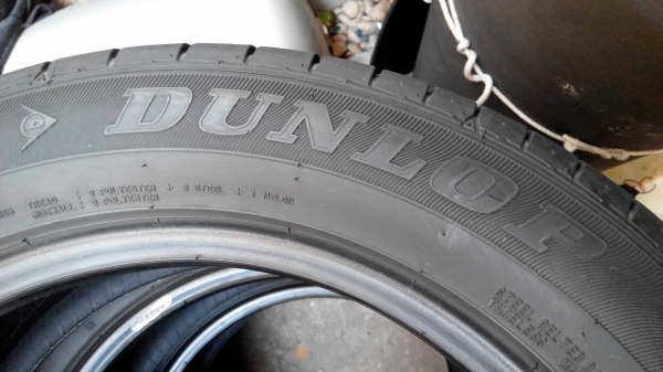 ยาง Dunlop Enasave Ec300 ปี14 205 55 16