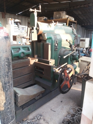 ขายเครื่องไสเหล็ก ขนาด 24 นิ้ว TAKISAWA พร้อมใช้งาน