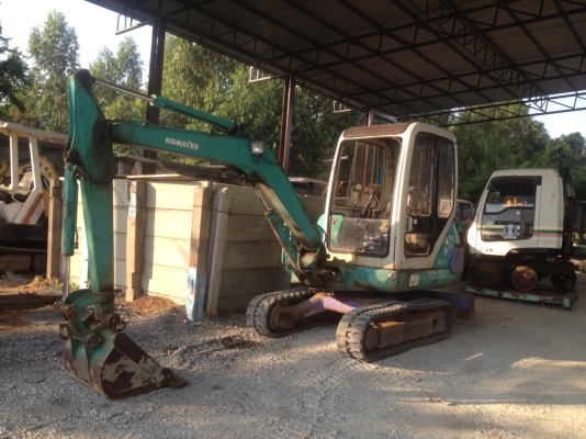 รถขุด KOMATSU PC30-7E