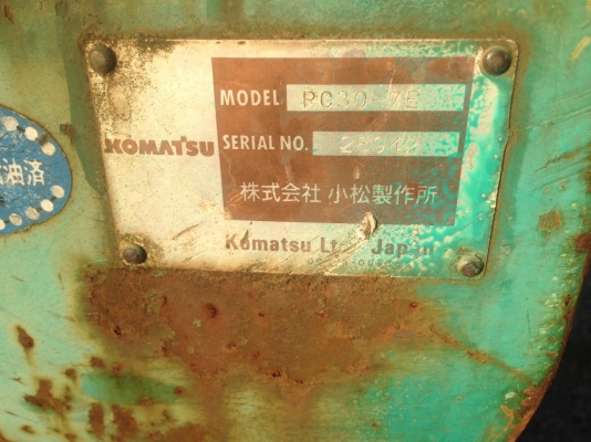 รถขุด KOMATSU PC30-7E
