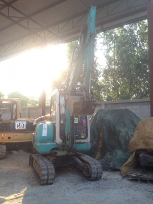 รถขุด KOMATSU PC30-7E