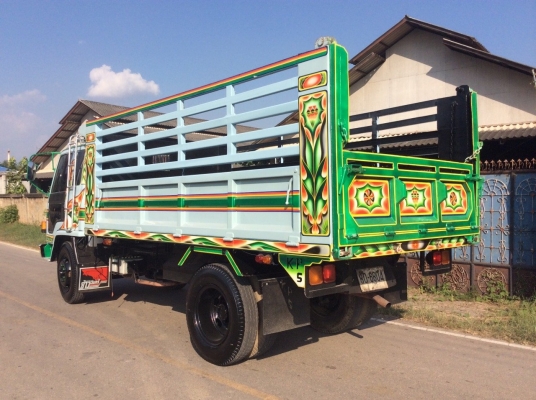 6ล้อ ISUZU ROCKY ดั๊ม เครื่อง 175 แรง เบรคจิ๊ฟฟี่ พวงมาลัยพาว์เวอร์ ช่วงล่างใหญ่ หัวดี เครื่องดี ครัทซีสวย ยาง825 ช่วงล้อ 3.8 ม. รถสวยพร้อมใช้งาน ขาย 620,000 บาท( ศุภากร 081- 1903107 ,081-4252943)