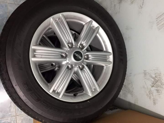 ขายล้อแม็กพร้อมยางขอบ18 ถอดป้ายแดง ชุดละ 27,000 บาท ถูกๆๆ ขายล้อแม็กพร้อมยางขอบ18 ถอดป้ายแดง ชุดละ 27,000 บาท ถูกๆๆ