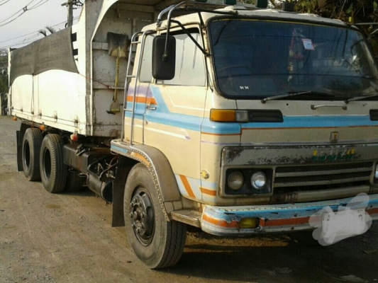 สิบล้อ อิซุซุ JCM 6BD1-165เพาเดียว ดั้มกะบะเหล็ก สภาพนางฟ้าสวยเดิมๆทั้งคัน แอร์ พ.เวอร์ ทิฟฟี ยางเต็ม ทะเบียนพร้อมโอน ราคา 395,000บ รถสวยๆราคาเบาๆ