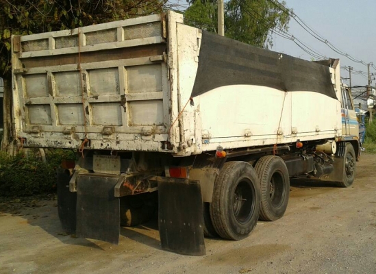 สิบล้อ อิซุซุ JCM 6BD1-165เพาเดียว ดั้มกะบะเหล็ก สภาพนางฟ้าสวยเดิมๆทั้งคัน แอร์ พ.เวอร์ ทิฟฟี ยางเต็ม ทะเบียนพร้อมโอน ราคา 395,000บ รถสวยๆราคาเบาๆ