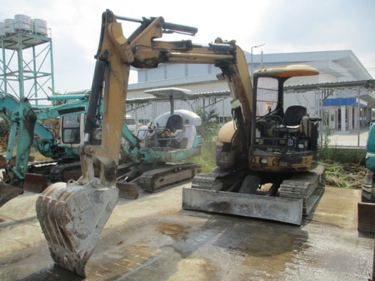 ขายรถขุดขนาด 5 ตัน ยี่ห้อ CAT รุ่น 305