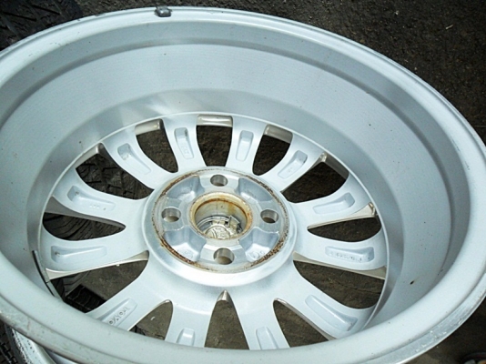 แม็กขอบ15แท้ 4รู100 สภาพใหม่ คู่ละ2000