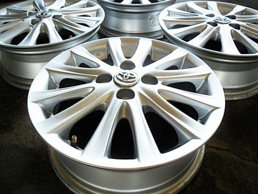 แม็กขอบ15แท้ 4รู100 สภาพใหม่ คู่ละ2000