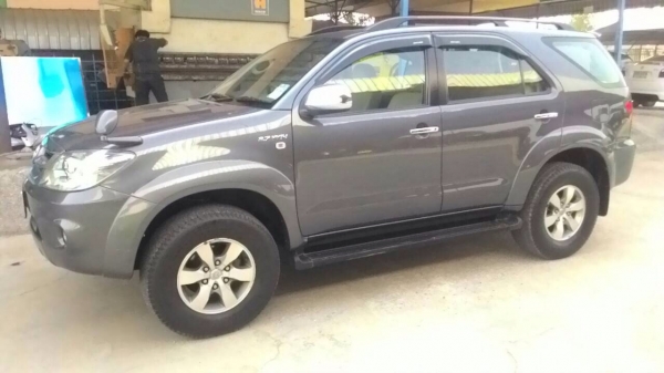 ขาย Fortuner ปี05 2.7 เบนซิน 4WD ขาย Fortuner ปี05 2.7 เบนซิน 4WD