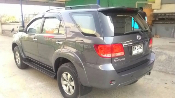 ขาย Fortuner ปี05 2.7 เบนซิน 4WD ขาย Fortuner ปี05 2.7 เบนซิน 4WD