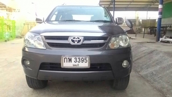 ขาย Fortuner ปี05 2.7 เบนซิน 4WD ขาย Fortuner ปี05 2.7 เบนซิน 4WD