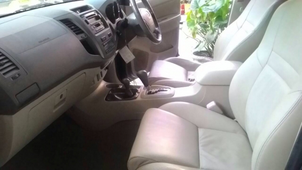 ขาย Fortuner ปี05 2.7 เบนซิน 4WD ขาย Fortuner ปี05 2.7 เบนซิน 4WD