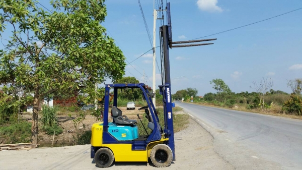 ขายด่วนรถยก KOMATSU FG15-16ยก1.5ตันเสาสูง3เมตรยางตัน4เส้นรถนอกนำเข้ายังไม่เคยใช้งานในเมืองไทยเลย=รุ่นใหม่ขายถูกๆ