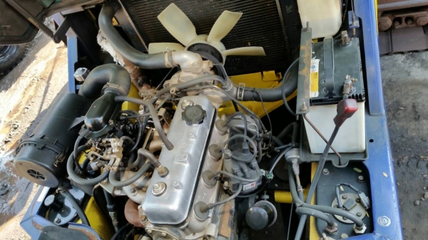 ขายด่วนรถยก KOMATSU FG15-16ยก1.5ตันเสาสูง3เมตรยางตัน4เส้นรถนอกนำเข้ายังไม่เคยใช้งานในเมืองไทยเลย=รุ่นใหม่ขายถูกๆ