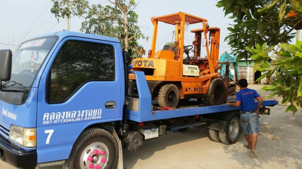 ขายด่วนรถยก TOYOTA4 FD30ดีเซลยก3.0ตันเสาสูง3เมตรยางตัน4เส้นสวยๆรถนอกนำเข้ายังไม่เคยใช้งานในเมืองไทยเลย ขายด่วนรถยก TOYOTA4 FD30ดีเซลยก3.0ตันเสาสูง3เมตรยางตัน4เส้นสวยๆรถนอกนำเข้ายังไม่เคยใช้งานในเมืองไทยเลย