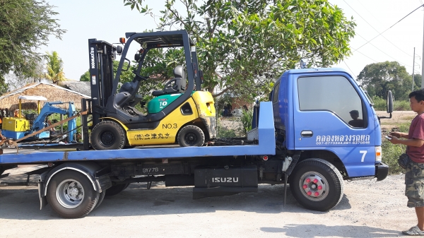 ขายด่วนรถยกรุ่นใหม่สุดๆ KOMATSU FG10-20ยก1.0ตันเสาสูง3เมตรรถนอกนำเข้ายังไม่เคยใช้งานในเมืองไทยเลย=รุ่นใหม่ขายถูกๆ