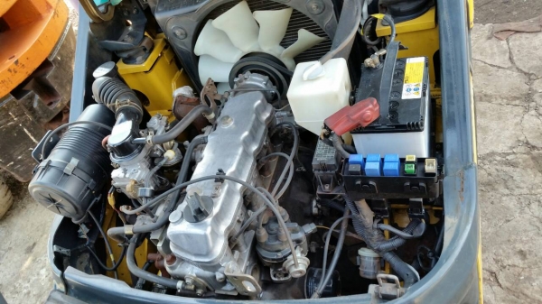 ขายด่วนรถยกรุ่นใหม่สุดๆ KOMATSU FG10-20ยก1.0ตันเสาสูง3เมตรรถนอกนำเข้ายังไม่เคยใช้งานในเมืองไทยเลย=รุ่นใหม่ขายถูกๆ