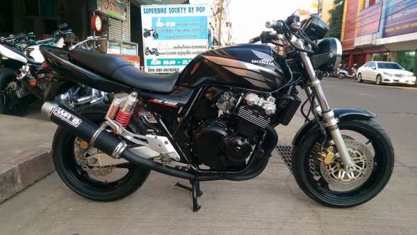 ขายคับ HONDA CB400 เทคนักเรียน สีสวย ท่อแต่ง แฮนด์บาร์ กันล้ม ไฟเลี้ยวแต่ง ยางเต็ม อินวอยส์ สรรพสามิตร ราคา 62500 บาท ส่งได้ทั่วไทยคับ สนใจติดต่อ 081-0578282 FACEBOOK ชาญณรงค์ ป๊อป ชัยอมฤต ไอดีไลน์ POPBIGBIKESAKON คับ สนใจรถสวย ถูก ดี ต้อง POP BIGBIKE SAK