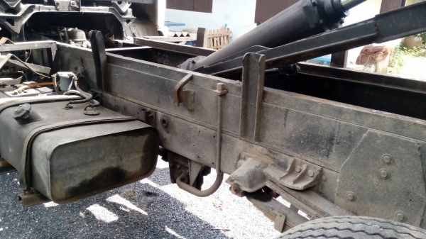 รถมิตซู 6 ล้อดั้ม เปลื่ยนเครื่อง 150 แรงม้า.    สนใจติดต่อ  081 - 6079515