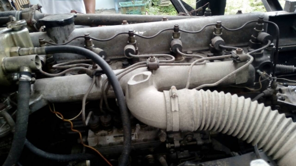 รถมิตซู 6 ล้อดั้ม เปลื่ยนเครื่อง 150 แรงม้า.    สนใจติดต่อ  081 - 6079515