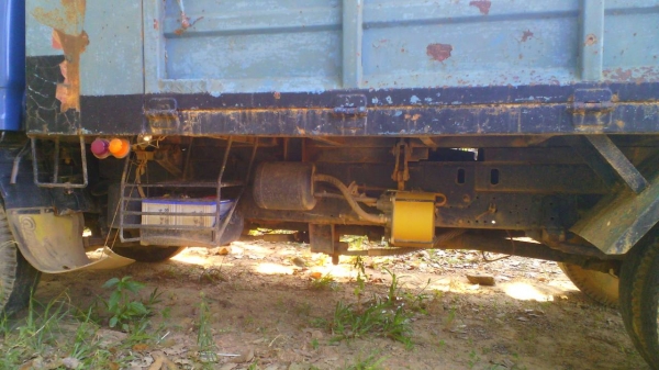 รถอีซูซู 6 ล้อดั้ม NPR 115 แรงม้า.   สนใจติดต่อ  081 - 6079515