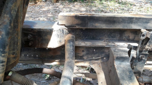 รถอีซูซู 6 ล้อดั้ม NPR 115 แรงม้า.   สนใจติดต่อ  081 - 6079515