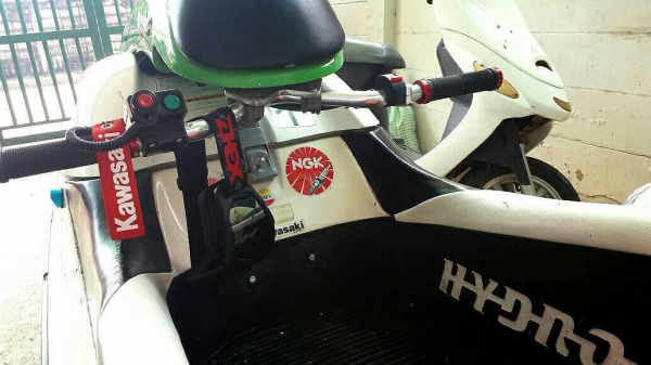 ขายเจ็ตสกี kawasaki 800 SXR