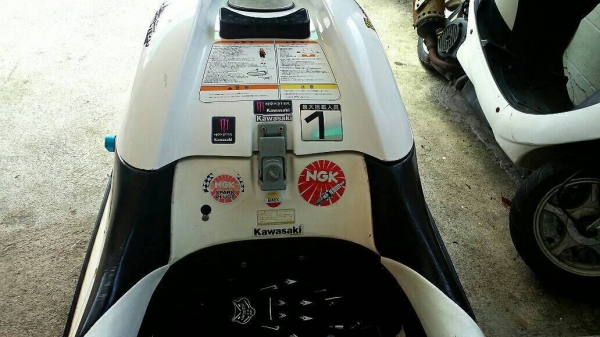 ขายเจ็ตสกี kawasaki 800 SXR