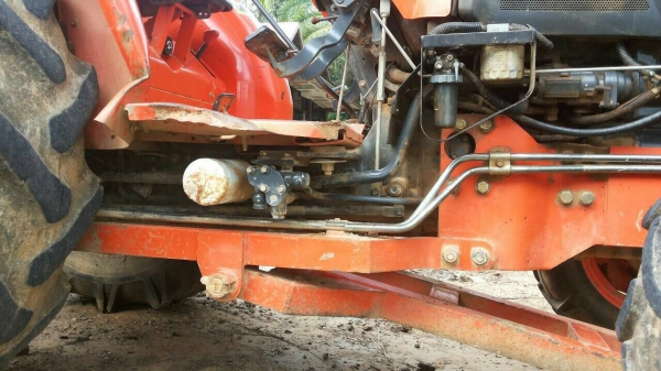 รถไถ KUBOTA  L4708. ( รถทำงาน 1,1xx ชม. )     สนใจติดต่อ  081 - 6079515