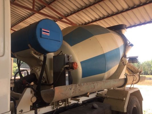 รถฮีโน่  6  ล้อ โม่ปูน FG8J  220 แรงม้า. ปี 56.  ( รถวิ่ง 15,xxx กม. )     สนใจติดต่อ  081 - 6079515