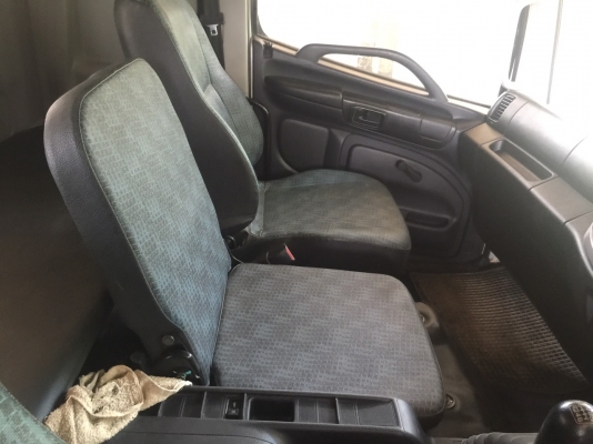 รถฮีโน่  6  ล้อ โม่ปูน FG8J  220 แรงม้า. ปี 56.  ( รถวิ่ง 15,xxx กม. )     สนใจติดต่อ  081 - 6079515