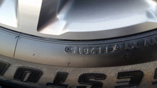 ขายแม็กป้ายแดง new everest 18" ยางปี15  สนใจติดต่อ ตาเล็ก ล้อและยาง 081-3747940