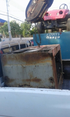 จัดส่ง ตู้เชื่อมพร้อมปั่นไฟ ตามสภาพ 10,000 บาท ให้กับลูกค้านครพนมครับ ขอบคุณมากครับ จัดส่ง ตู้เชื่อมพร้อมปั่นไฟ ตามสภาพ 10,000 บาท ให้กับลูกค้านครพนมครับ ขอบคุณมากครับ