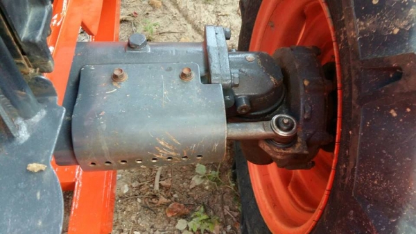 คูโบต้า L4708 4 WD พร้อมใบมีดตราช้าง