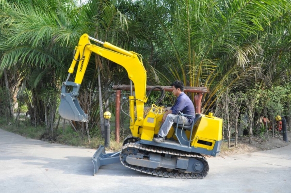 ลดกระหน่ำ!!ขายแบคโฮ YANMAR PC20 เดิมจากญี่ปุ่น ทำงานสมบูรณ์ทุกระบบ รับรองไม่ผิดหวัง 135,000 เท่านั้น!!